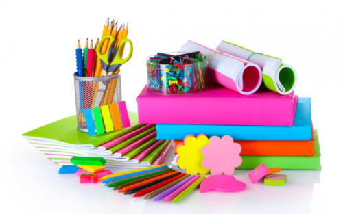 ​Bút chì, tẩy chì, thước kẻ… là những đồ dùng bắt buộc phải có với học sinh tiểu học